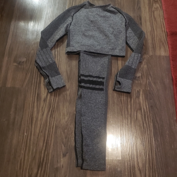 Two piece High Waist Legging Set - Picture 2 of 4